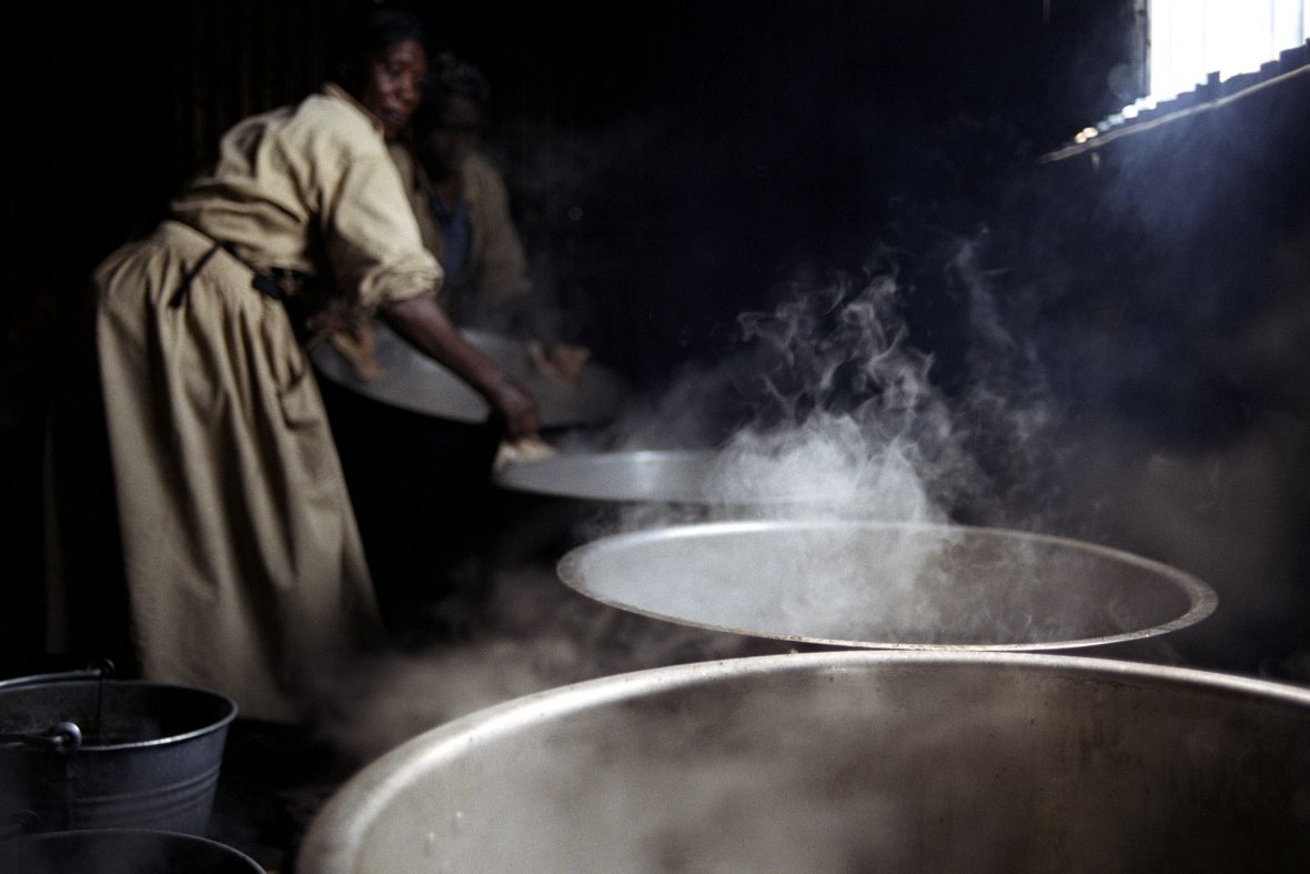 Brewing tea, old peoples day centre